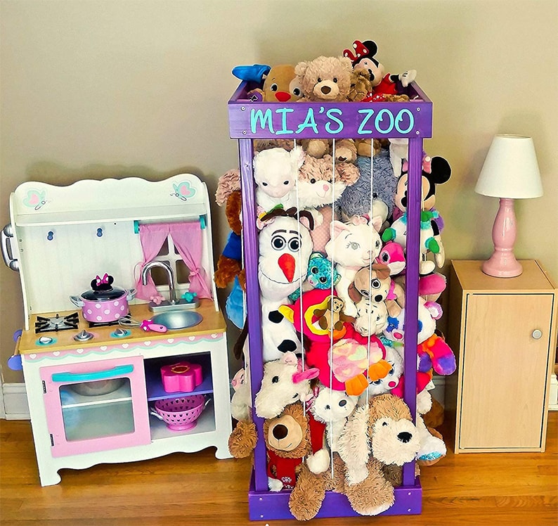 the zoo storage for stuffed animals